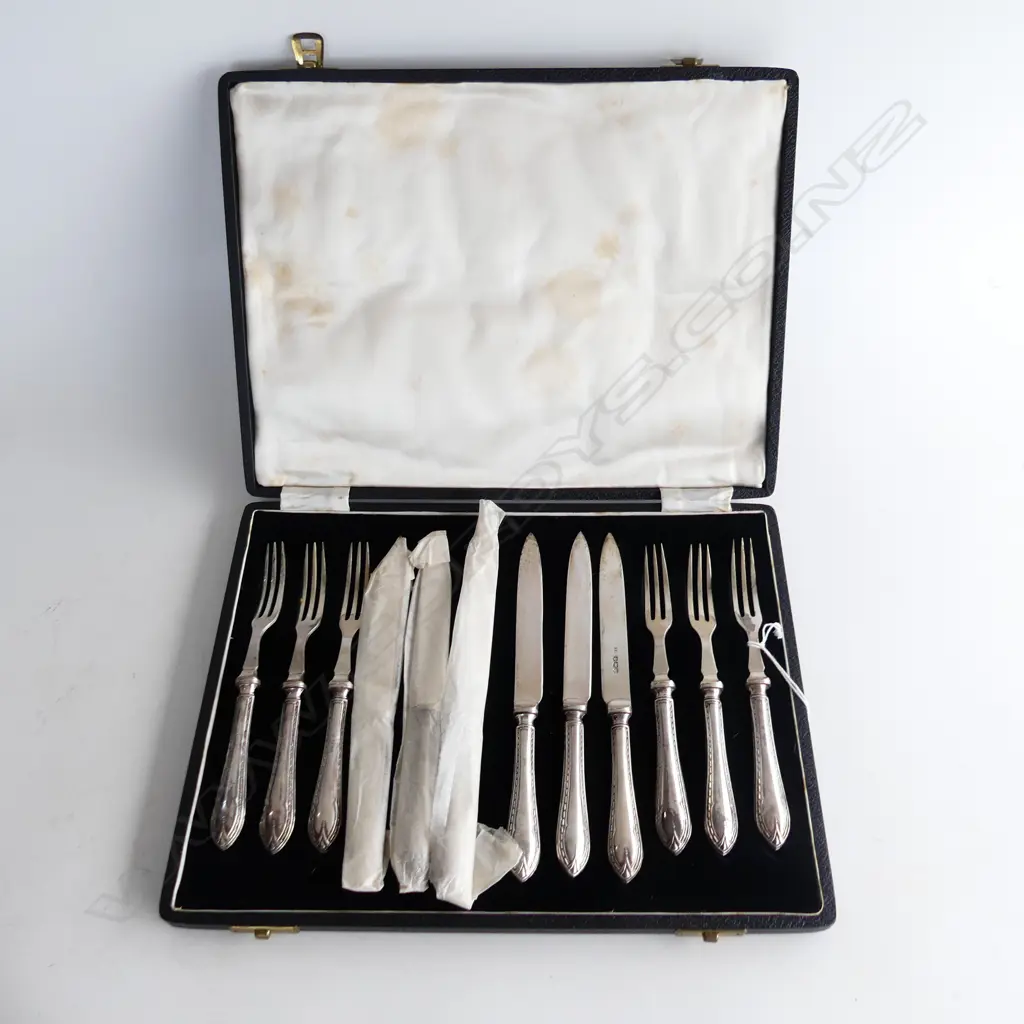 **RTV** SHEFFIELD 1946 SILVER 6 PERSON FRUIT SERVICE Image 1++