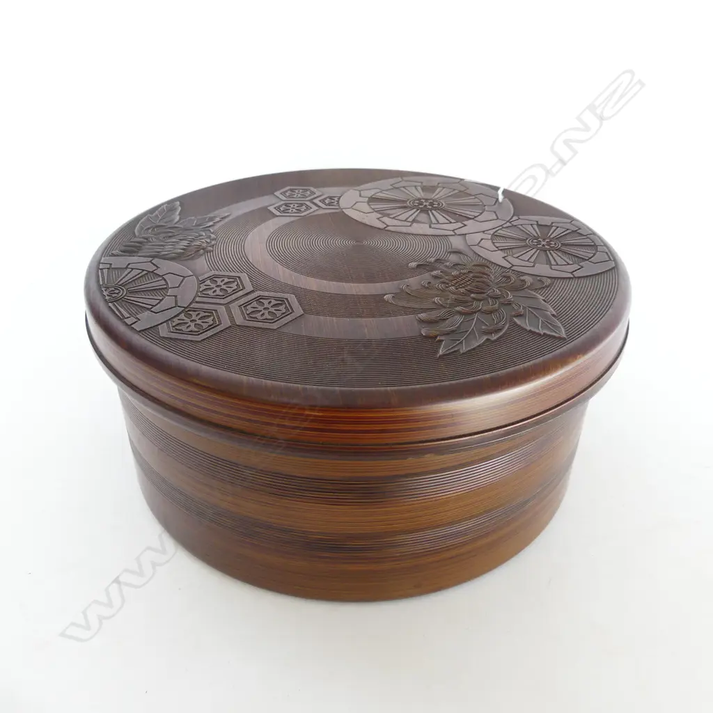 JAPANESE BROWN PLASTIC FOOD BOX 315mm dia Image 1++