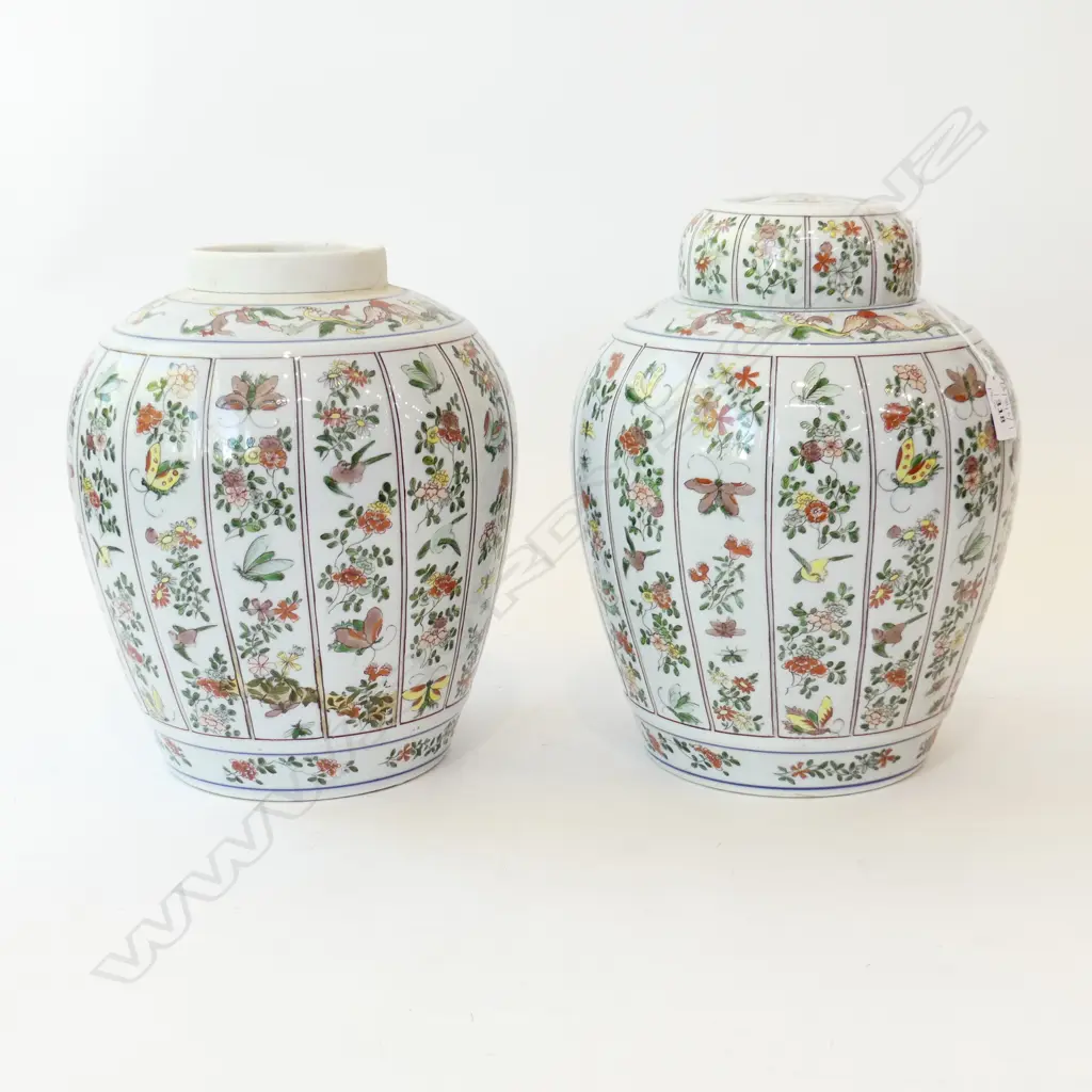 PR ORIENTAL VASES -1 w. repaired lid H.315mm 1 lid missing Image 1++