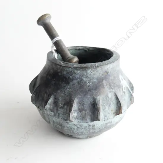 BRONZE OTTOMAN MORTAR & PESTLE 110mm dia