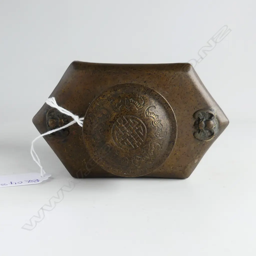 CHINESE BRONZE TEA CADDY DECORATED WITH POEM, LANDSCAPE & BATS H.150mm Image 1++