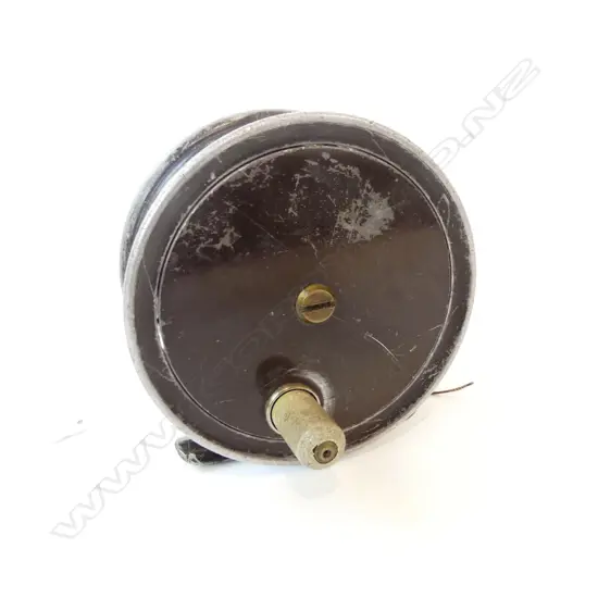 FLY FISHING REEL J.W. YOUNG & SONS REDDITCH ENGLAND 3 ¾” C.1950 D.95MM