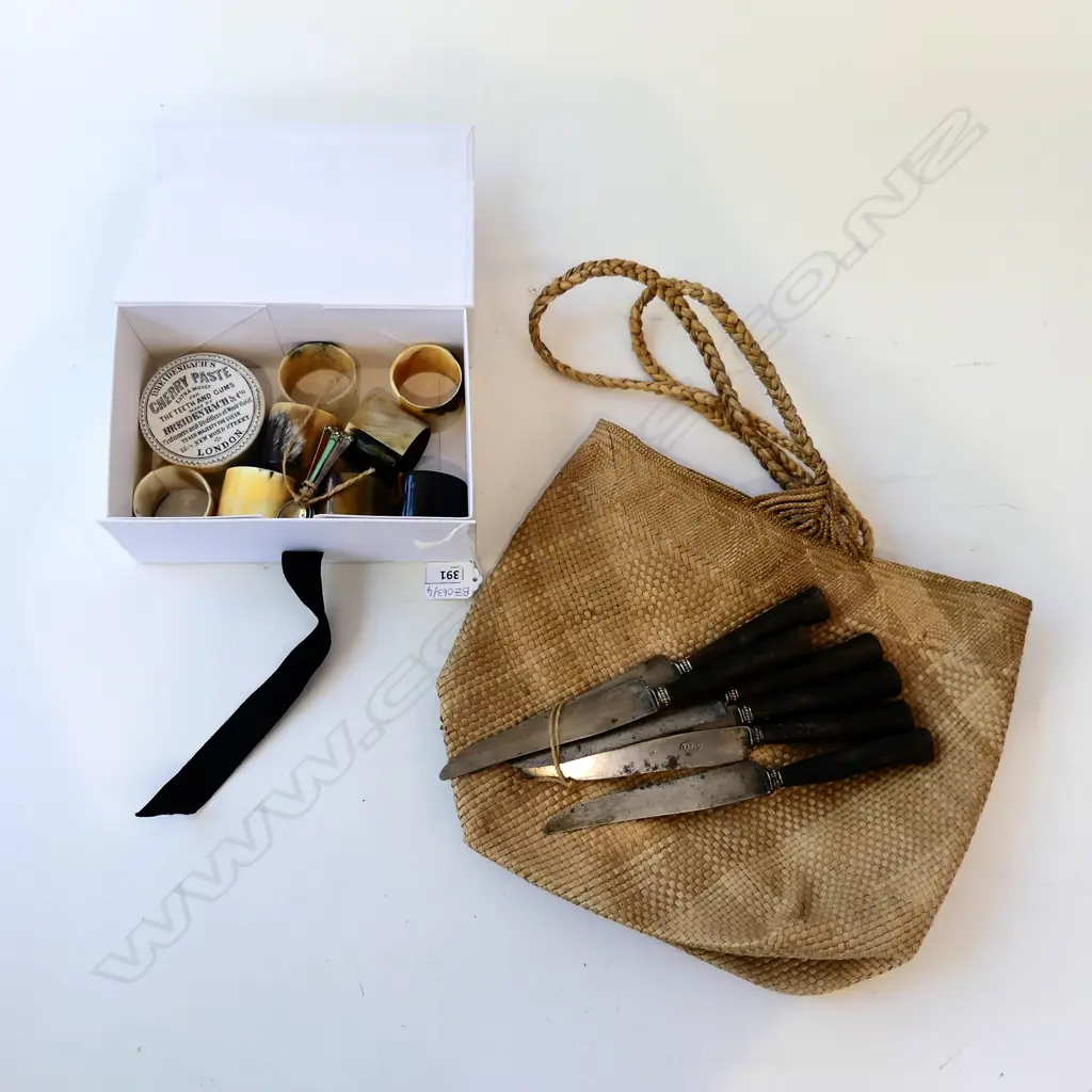 8 HORN NAPKIN RINGS, 'CHERRY PASTE' BOX, 5 STG ENAMEL COFFEE SPOONS, 6 KNIVES, WC 170x105mm, KETE Image 1++