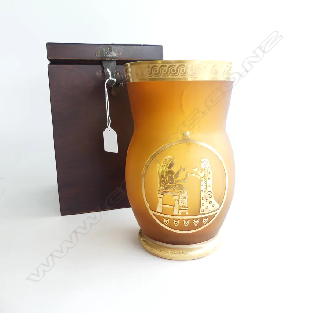 'PASABAHCE' GLASS VASE, MADE IN IRAQ H.210mm, BOXED Image 1++