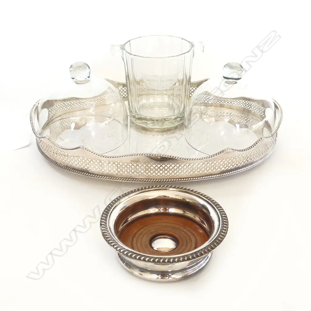 LG OVAL SILVER PLATE TRAY 415x300mm, PR GLASS DOMES 155mm dia, WINE COASTER, MOET ICE BUCKET H.135mm Image 1++