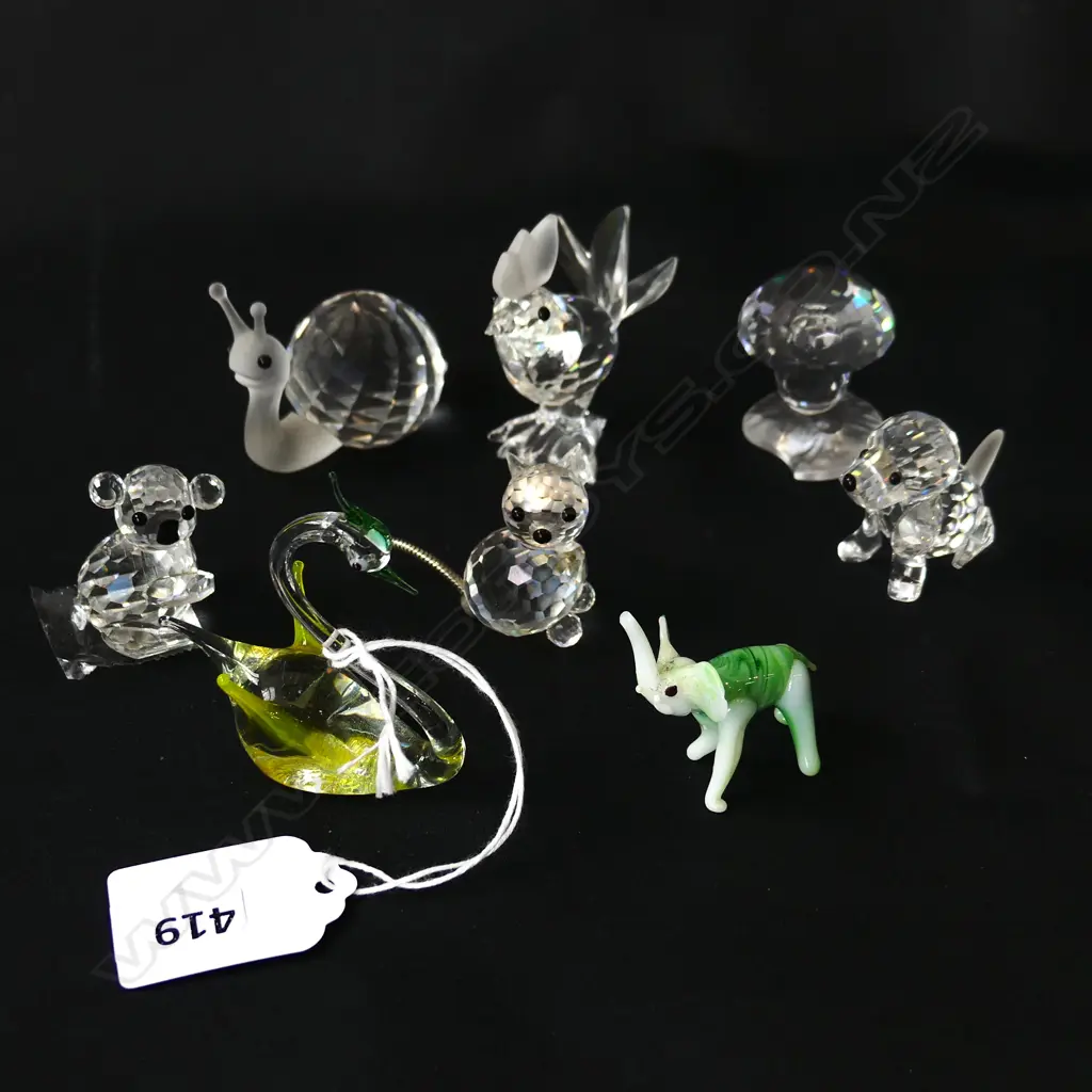 DELIGHTFUL COLLECTION OF 6 SWAROVSKI CRYSTAL ANIMALS & 2 OTHERS Image 1++