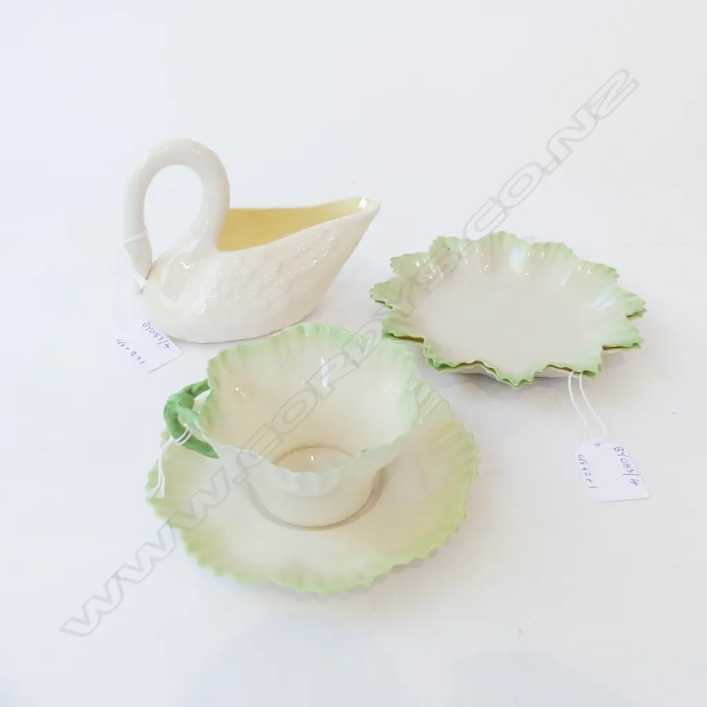 BLACK MARKED BELLECK C/S  2 DISHES & GREEN MARKED SWAN H110MM Image 1++