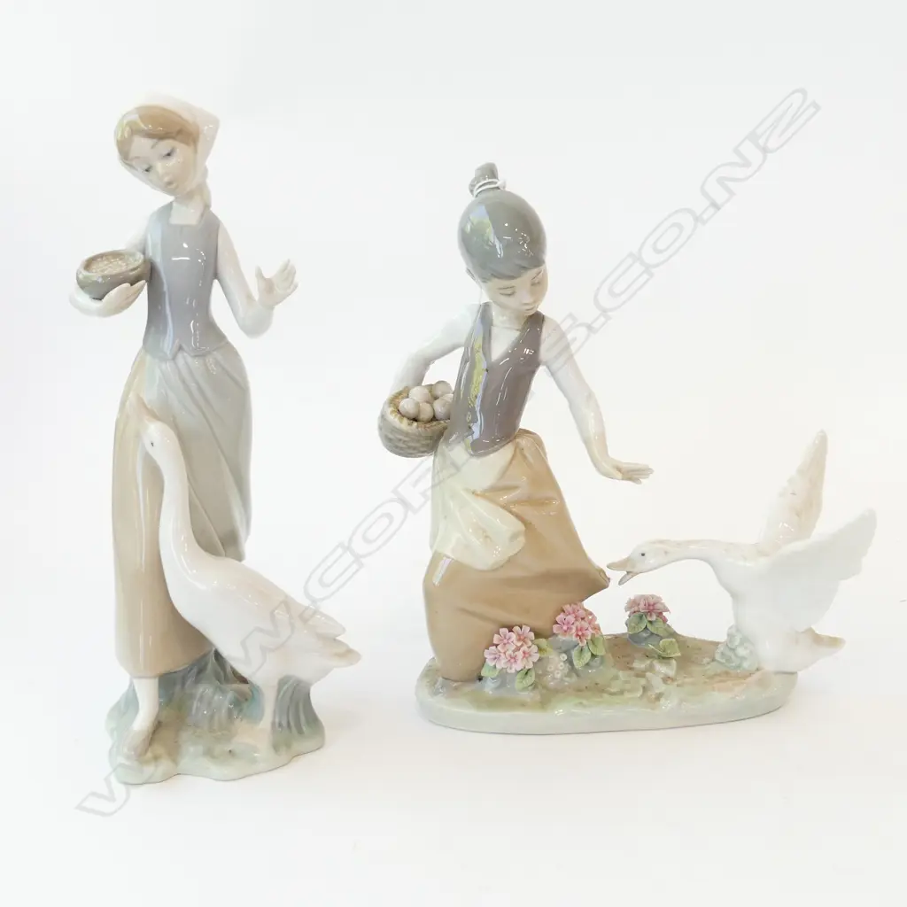 2 LLADRO FIGURINES: WOMAN w. GEESE H.240mm... Image 1++