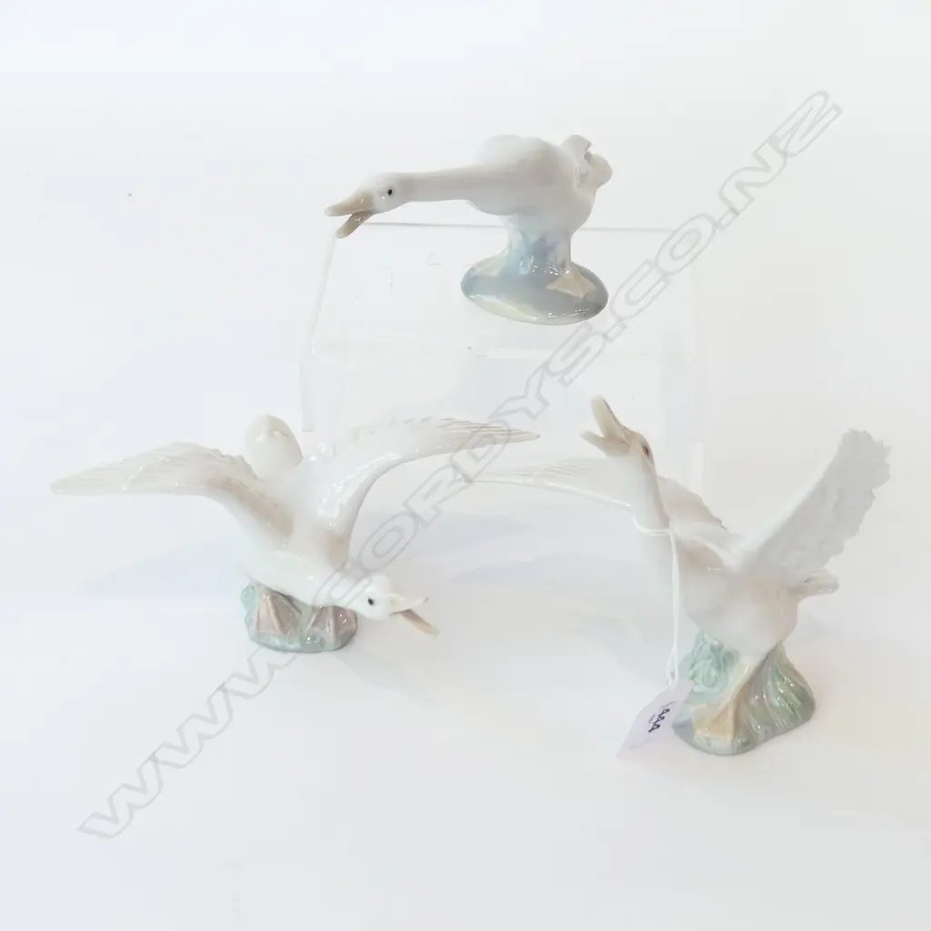 3 LLADRO GEESE H130MM TALLEST Image 1++