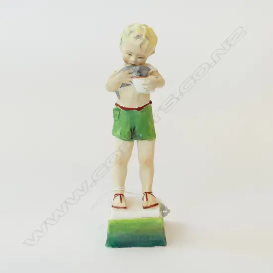 R/WORCESTER FIGURE FRIDAYS CHILD H170