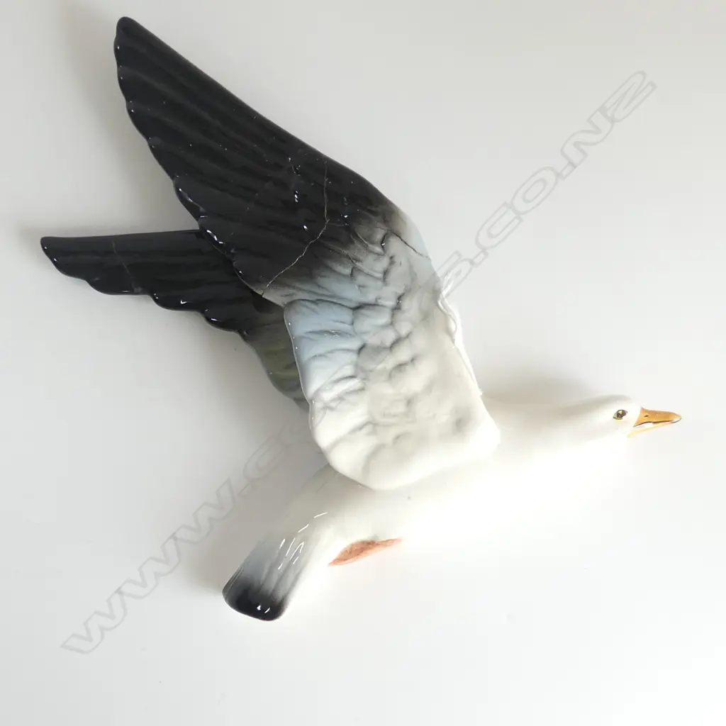 3 BESWICK SEAGULLS #922 1,2 & 3 H.300mm SMALLEST REPAIRED Image 1++