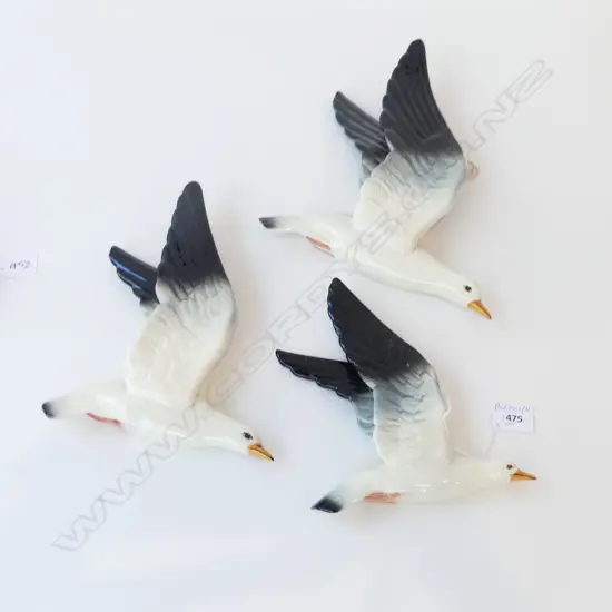 3 BESWICK SEAGULLS #922 1,2 & 3 H.300mm SMALLEST REPAIRED