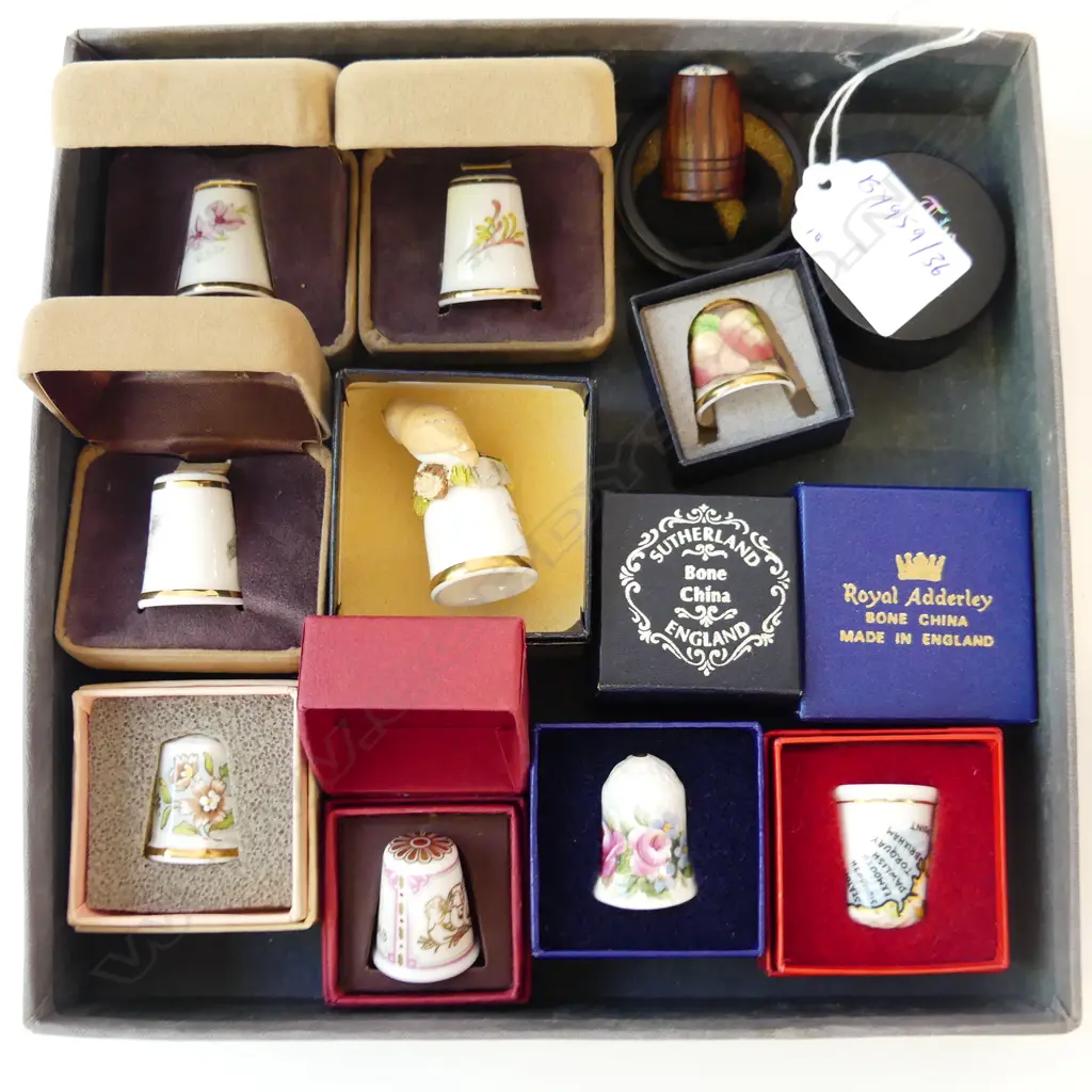COLLECTION OF TEN PORCELAIN THIMBLES SPODE, ROYAL ADDERLEY, HEREFORD ETC Image 1++