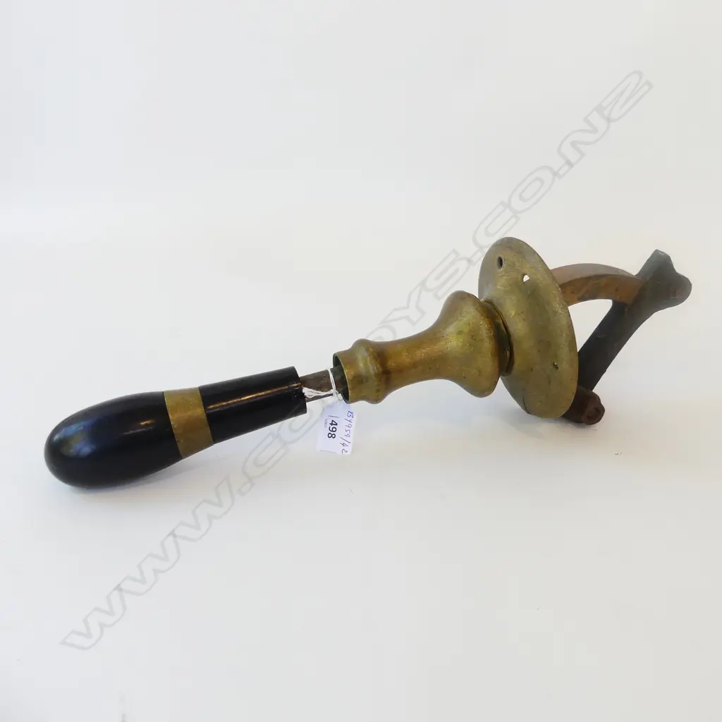 ANTIQUE BRASS BEER PULL FOR DISPENSING FROM OAK BARREL MAKER GASKELL AND CHAMBERS  L.46CM Image 1++
