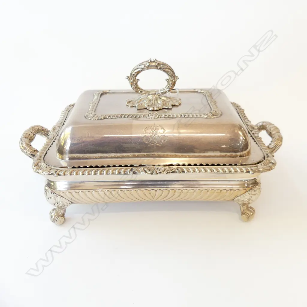 ANTIQUE SILVER PLATE LIDDED VEGETABLE DISH L.370mm Image 1++