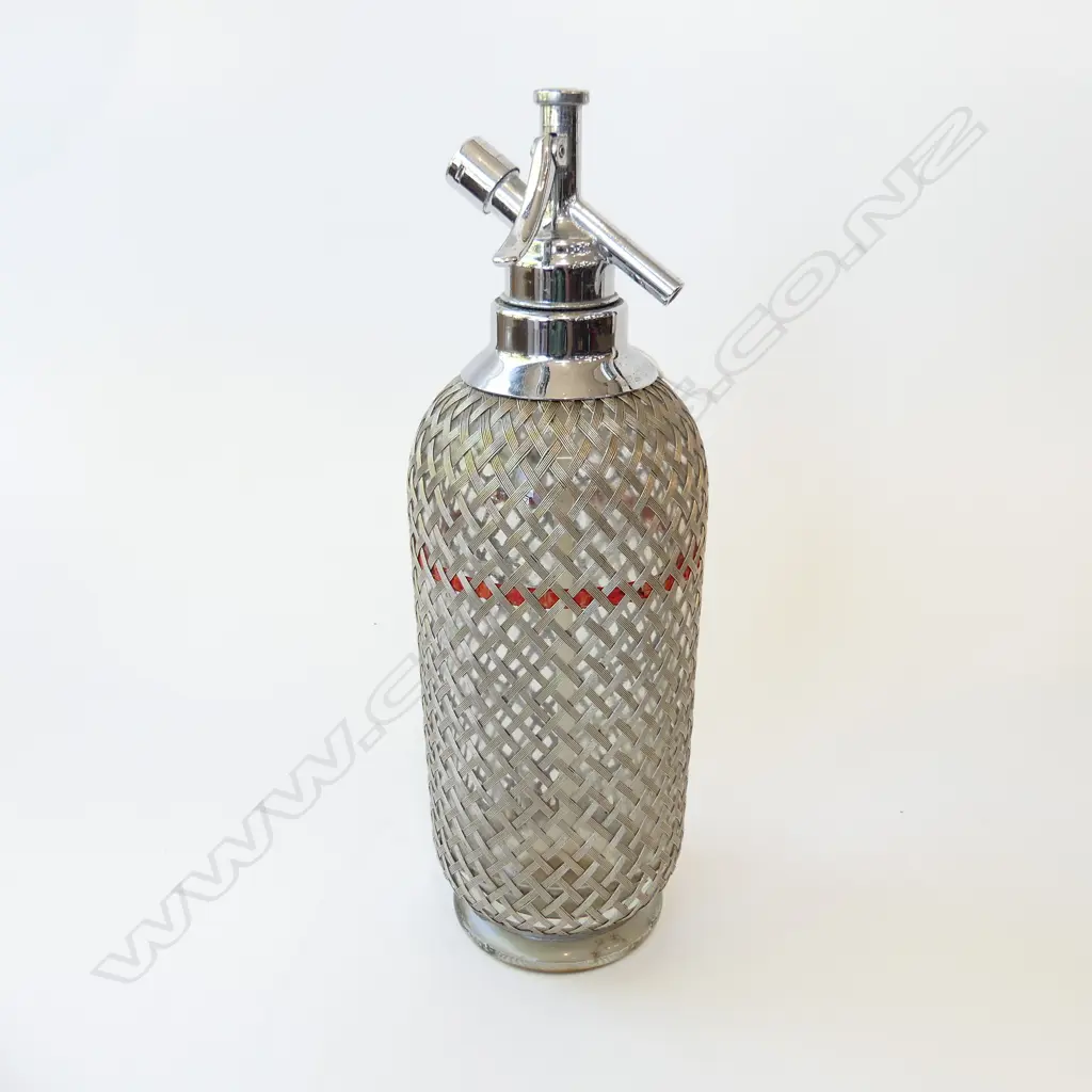 VINTAGE MESH GLASS SODA SYPHON H.33CM Image 1++
