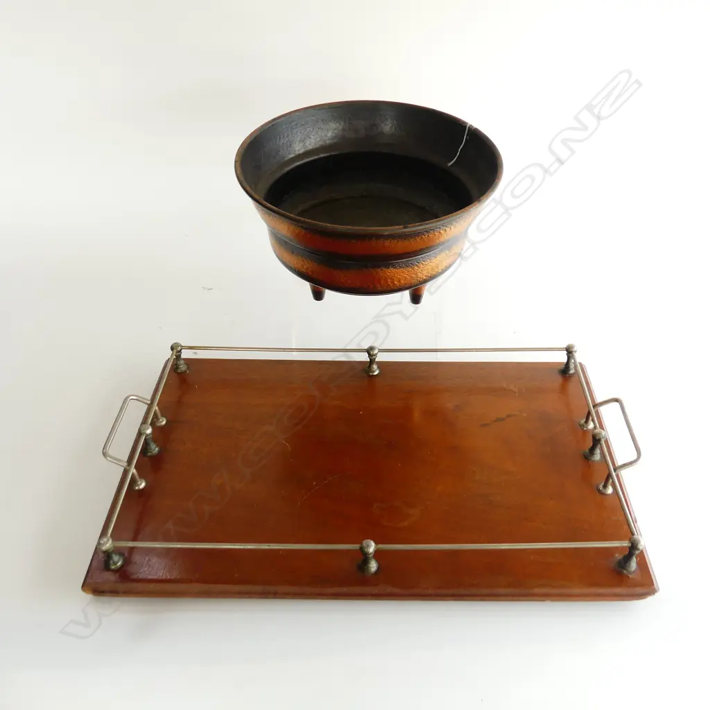 VINTAGE COPPER PLANTER & ART DECO DRINKS TRAY Image 1++