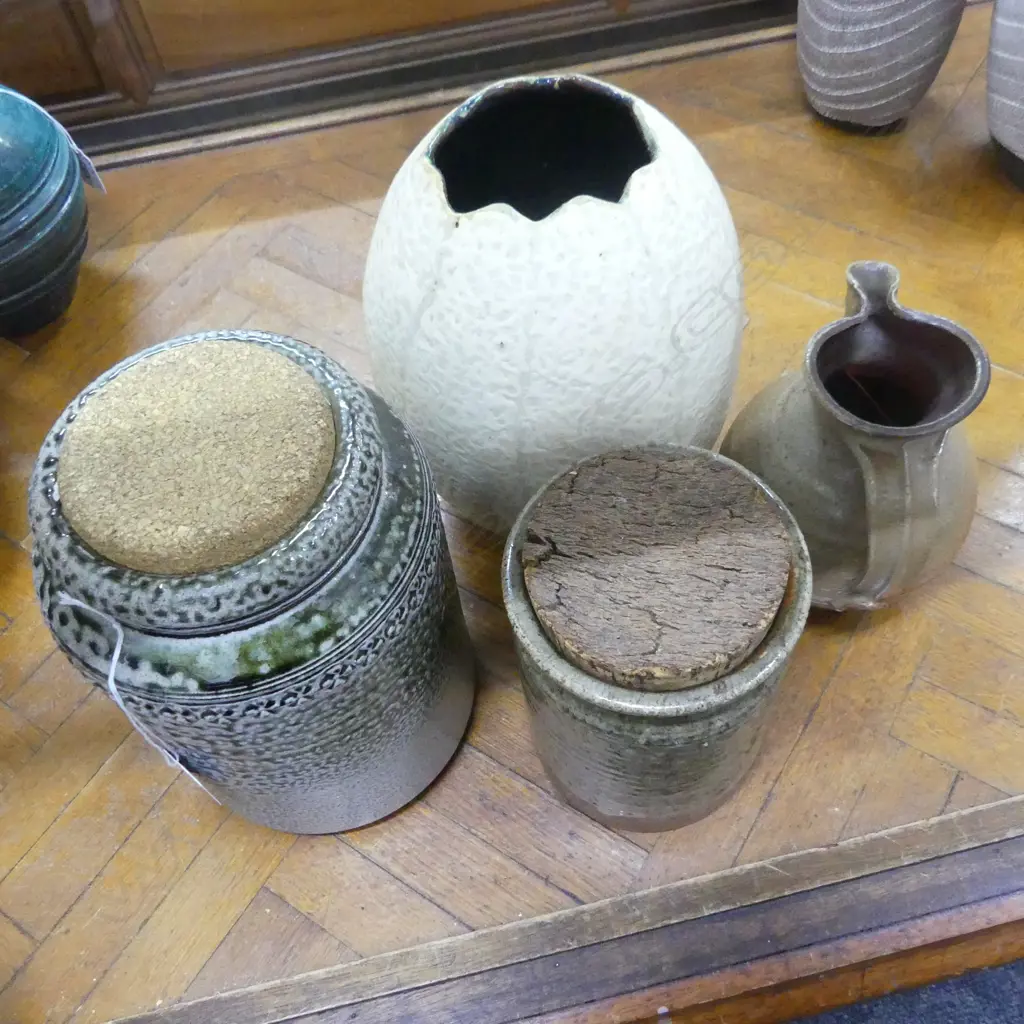 4 PCES STUDIO POTTERY; 2 SALT GLAZED JARS H.235mm, JUG & VASE  Image 1++