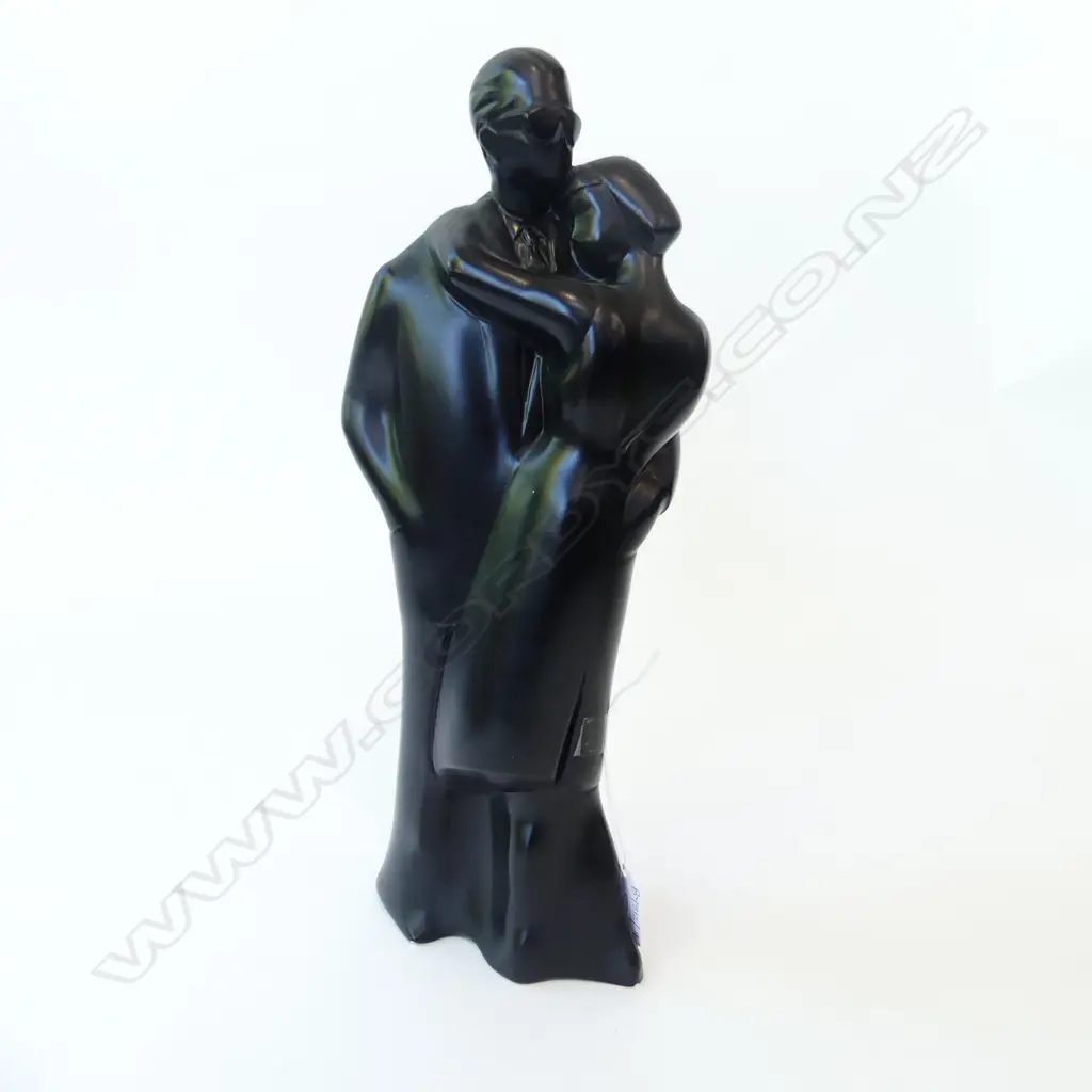 SIGNED BLACK PLASTER FIGURINE, COUPLE EMBRACING H.400mm Image 1++