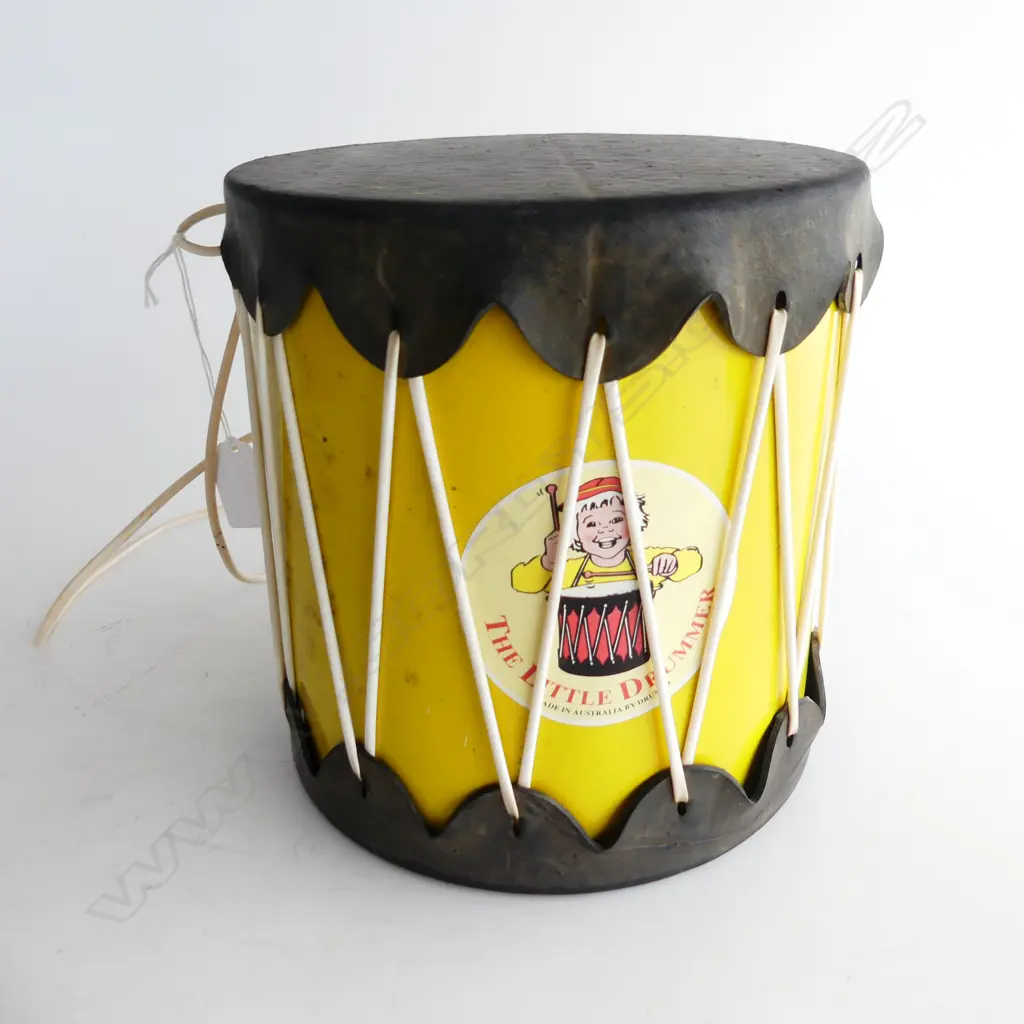 VINTAGE 'THE LITTLE DRUMMER' TOY DRUM Image 1++