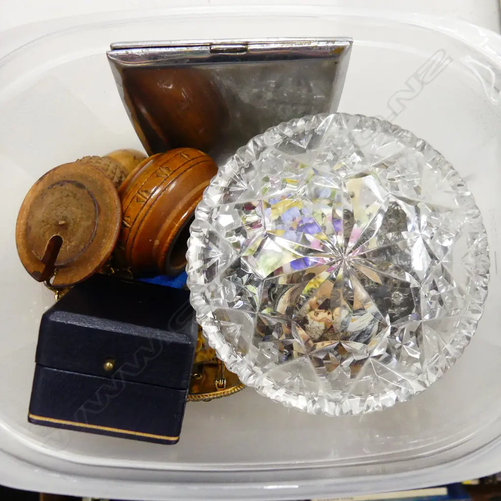ASST. COSTUME JEWELLERY ETC Image 1++