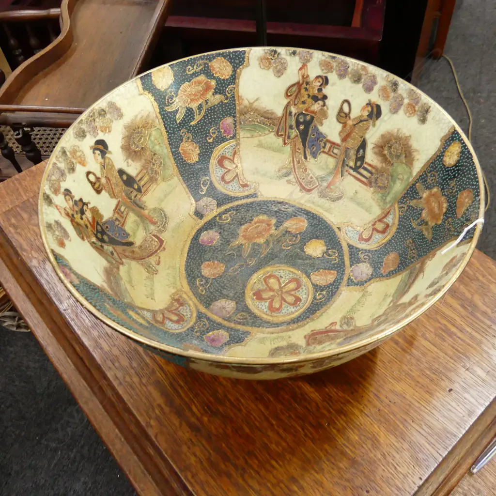 LG CHINESE BOWL 360mm dia H.160mm Image 1++