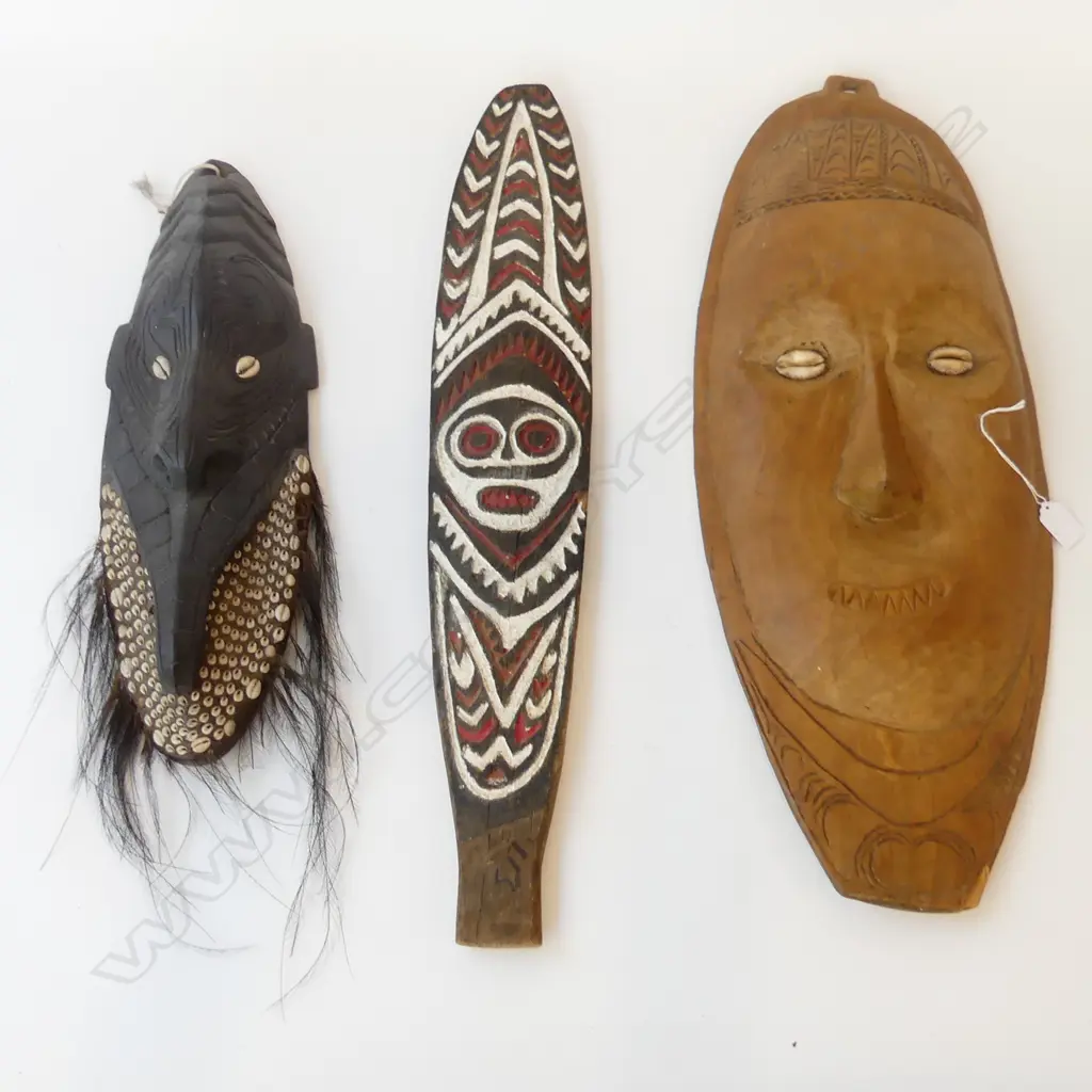 3 TRIBAL / PNG WALL MASKS H.730mm Image 1++