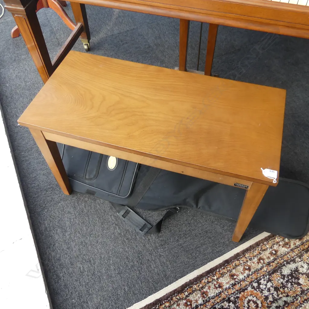 YAMAHA WOODEN PIANO STOOL 765x355x480mm Image 1++