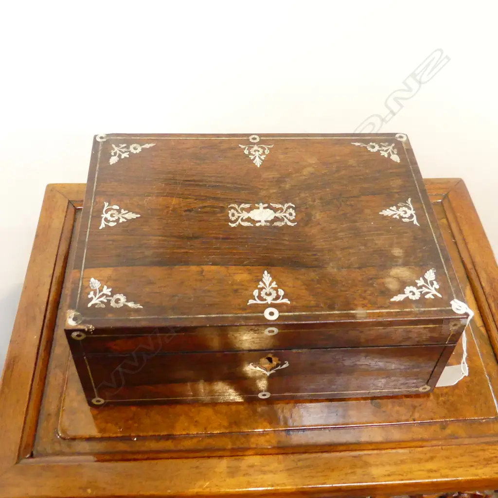 MAHOGANY BOX w. MoP INLAY W.280mm Image 1++