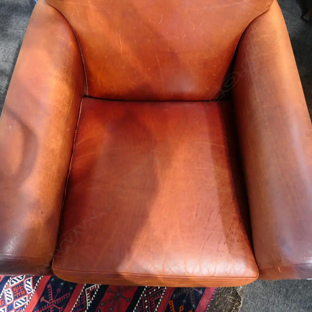 PR LEATHER ARMCHAIRS ROLL ARMS LOOSE CUSHION SEATS 1 with slightly darkened arms Image 1++