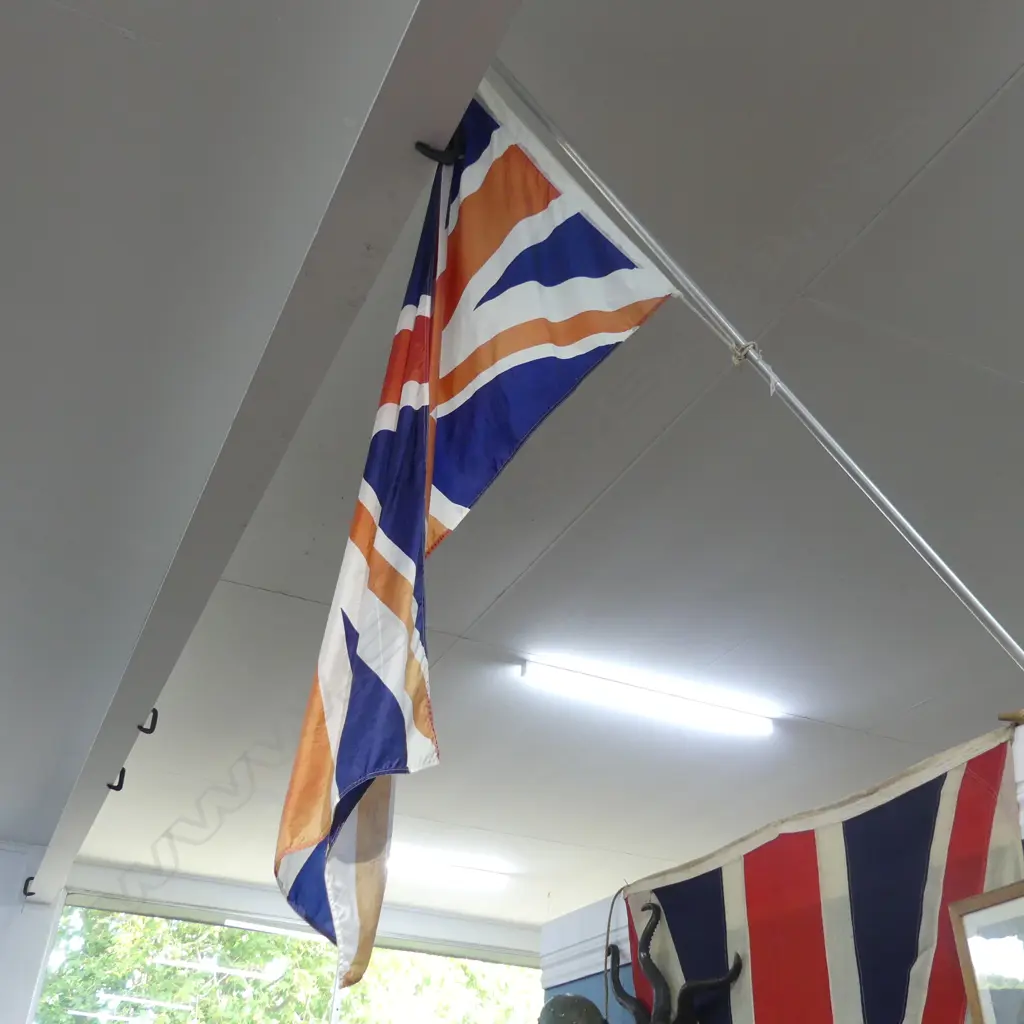 LG MODERN UNION JACK FLAG 850x1700mm Image 1++