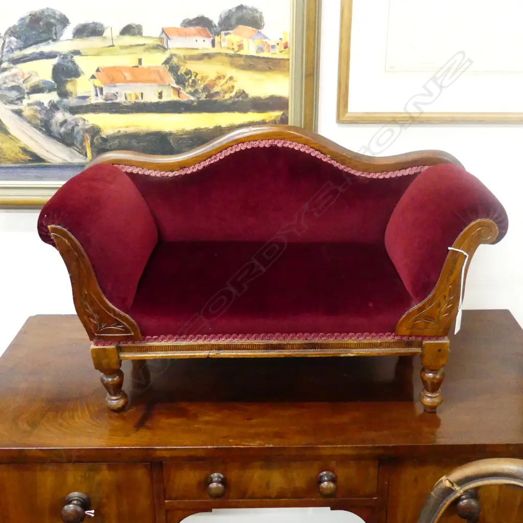 VINTAGE DOLL / CAT SOFA - RED VELVET W.690mm end scroll piece of wood missing from left front arm Image 1++