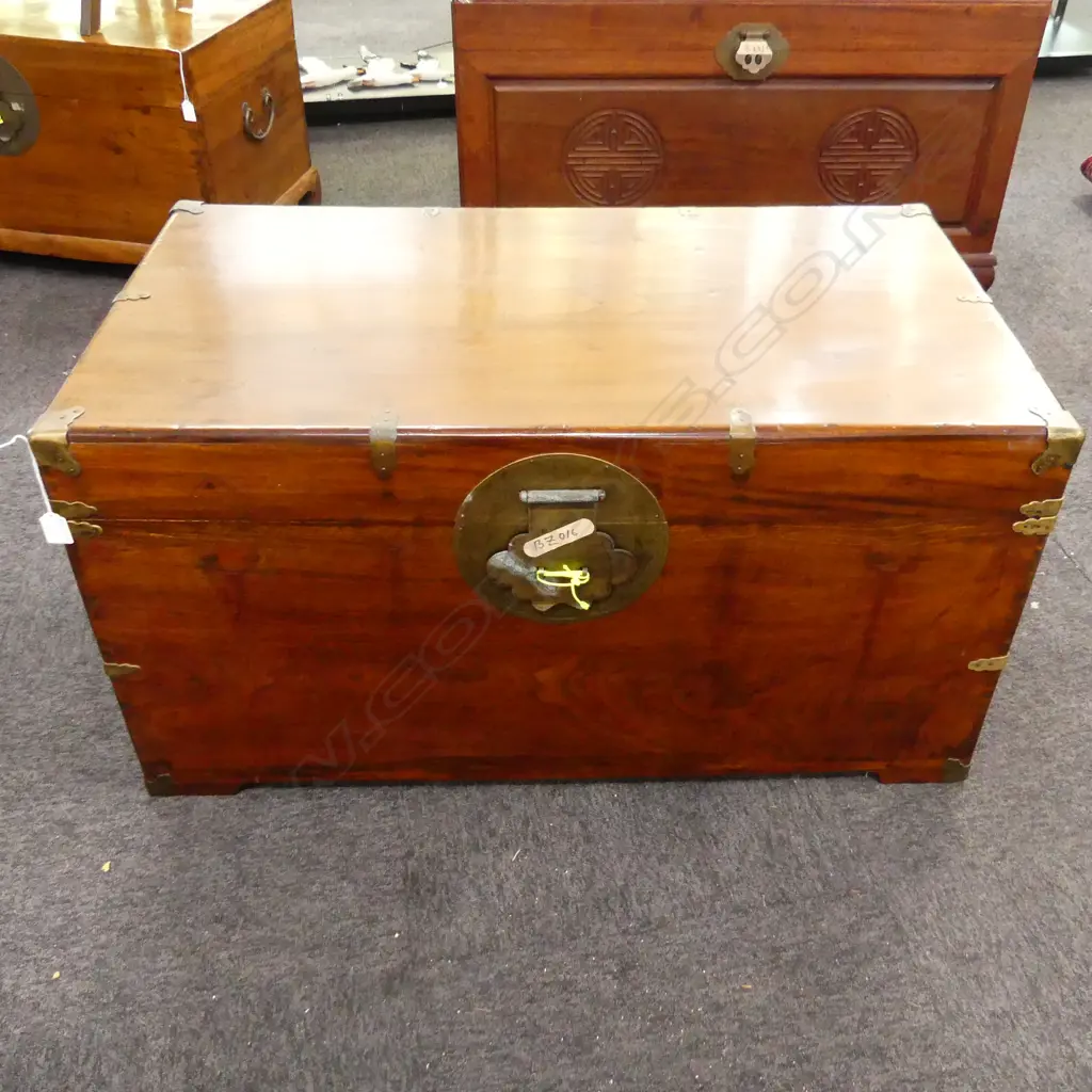 ORIENTAL HOPE CHEST / BLANKET BOX 950x530x500mm Image 1++