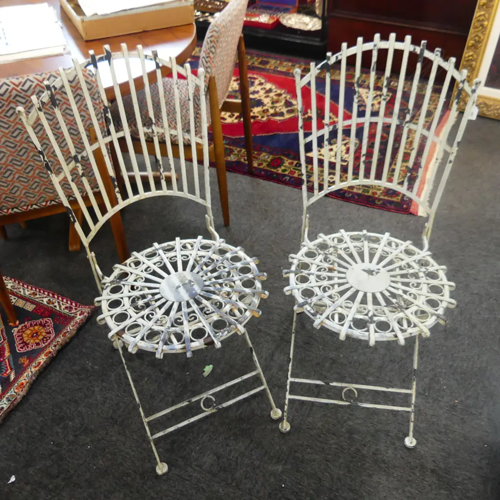 PR RUSTIC PAINTED METAL FOLDING CHAIRS Image 1++