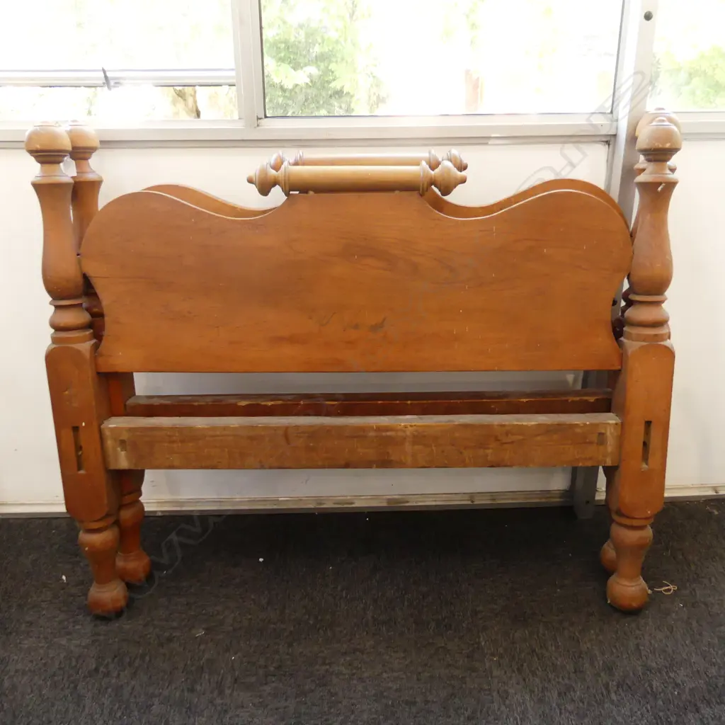 PR COLONIAL BED ENDS Image 1++