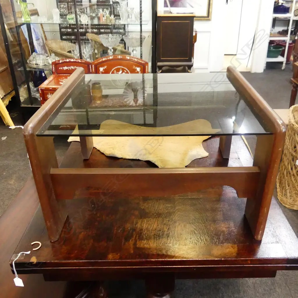 MAHOGANY COFFEE TABLE - GLASS TOP 640x600x375mm Image 1++