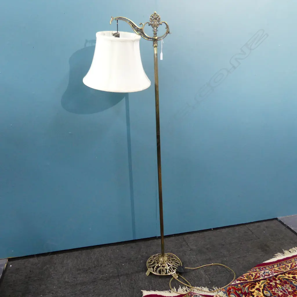 BRASS STANDARD LAMP H.1450mm FAULTED Image 1++