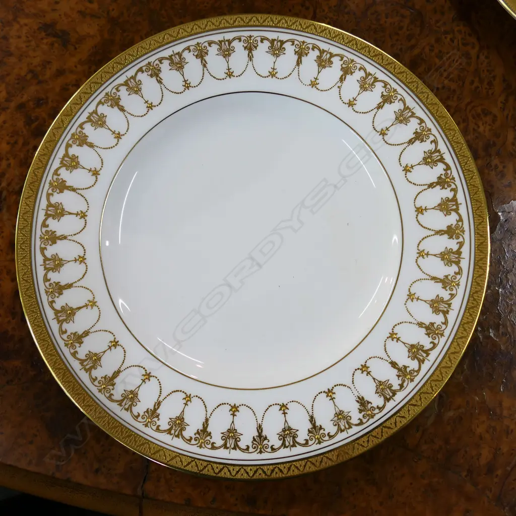 62 pce SET ROYAL WORCESTER DINNER SET 'IMPERIAL' WHITE & GILT PART DINNER SERVICE. original packing on some. plates etc Image 1++