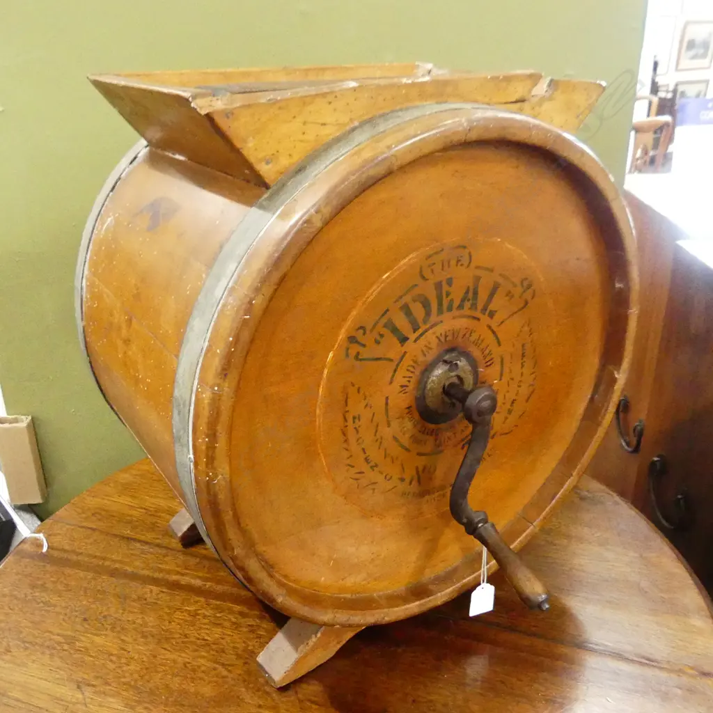 NZ BUTTER CHURN Image 1++