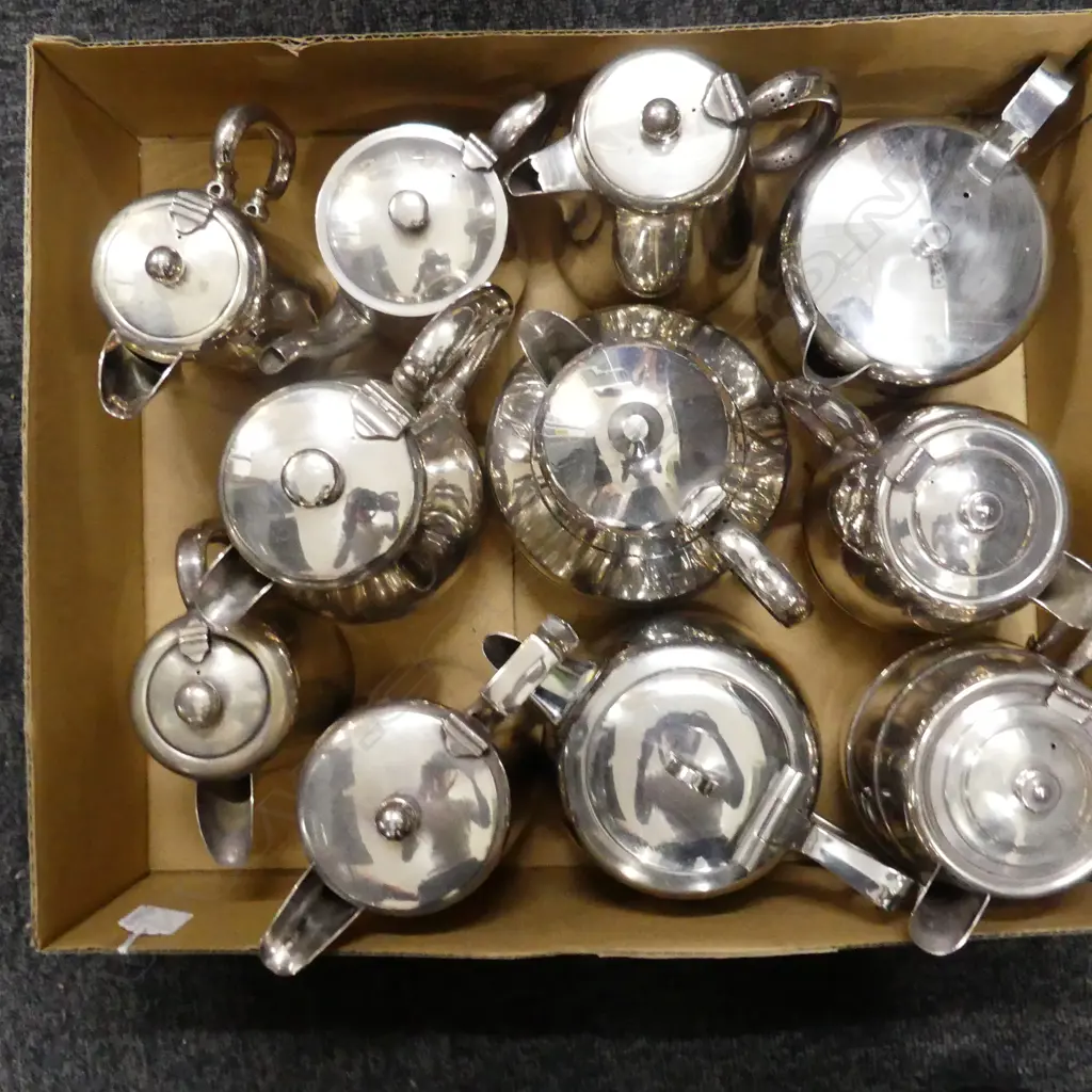 ELEVEN VINTAGE SILVER PLATED & STAINLESS TEA POTS AND HOT WATER POTS WALKER & HALL ETC Image 1++