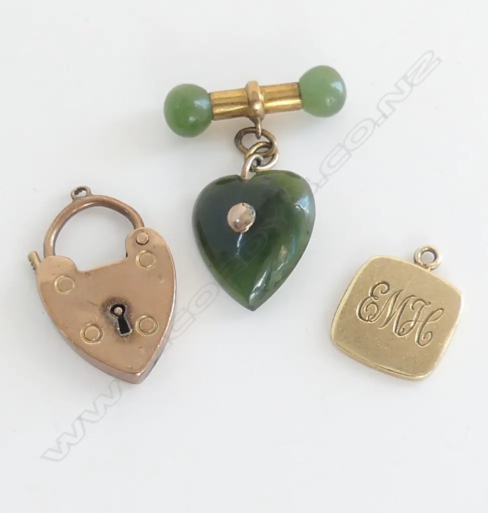 9CT GOLD INGOT PENDANT + 9CT HEART padlock clasp 5.3gms total + pounamu & 1 only 9ct gold cufflink Image 1++