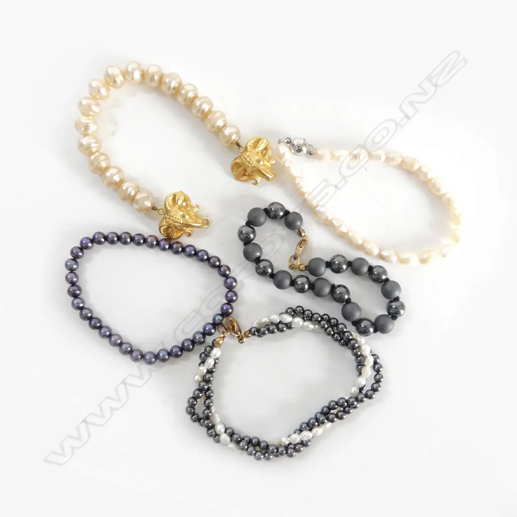 5 BRACELETS PEARL & COSTUME Image 1++