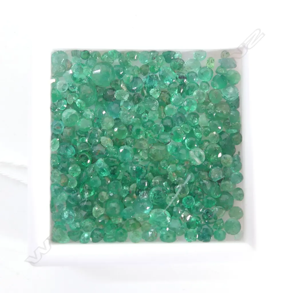 20CT REAL NATURAL ROUND FACETED EMERALDS Image 1++