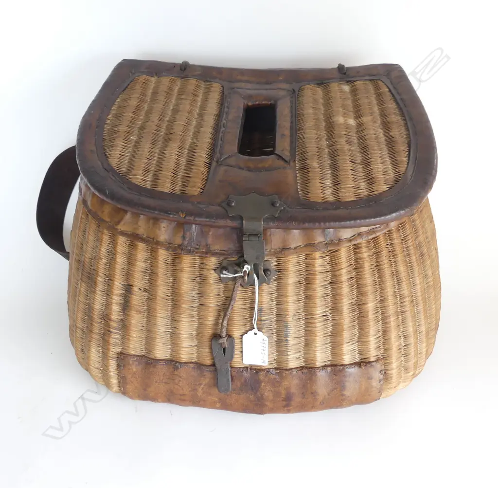 Alan Pye fishing collection: SUPERB OLD FISHING CREEL cane with leather highlights c1890 Image 1++