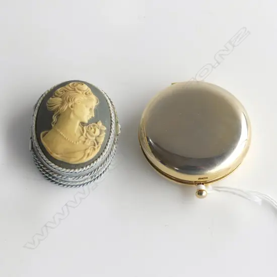 ESTEE LAUDER MINI COMPACT MAKE UP CONTAINER  & 1 MINI CAMEO  PERFUME CONTAINER