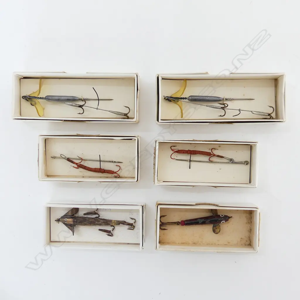 Alan Pye fishing collection CASTS + GUT TRACES ETC 6 X  HARDY BOXED SETS OF EARLY SPINNERS Image 1++