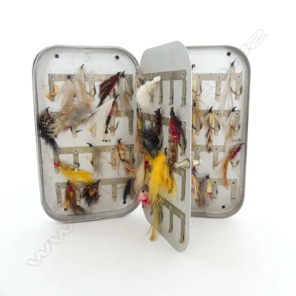Alan Pye fishing collection: WET FLY BOX - NZ INTERNAL AFFAIRS DEPT. ROTORUA Image 1++