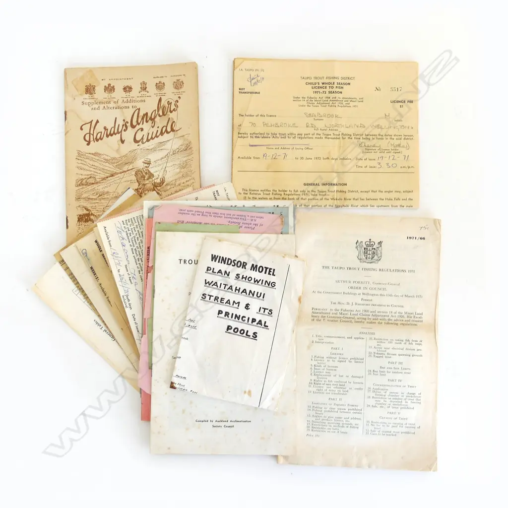 Alan Pye fishing collection: HARDY'S ANGLERS GUIDE SUPPLEMENT OF ADDITIONS & ALTERATIONS C1938 + SEL. OLD FISHING LICENSES C1947-70.... Image 1++