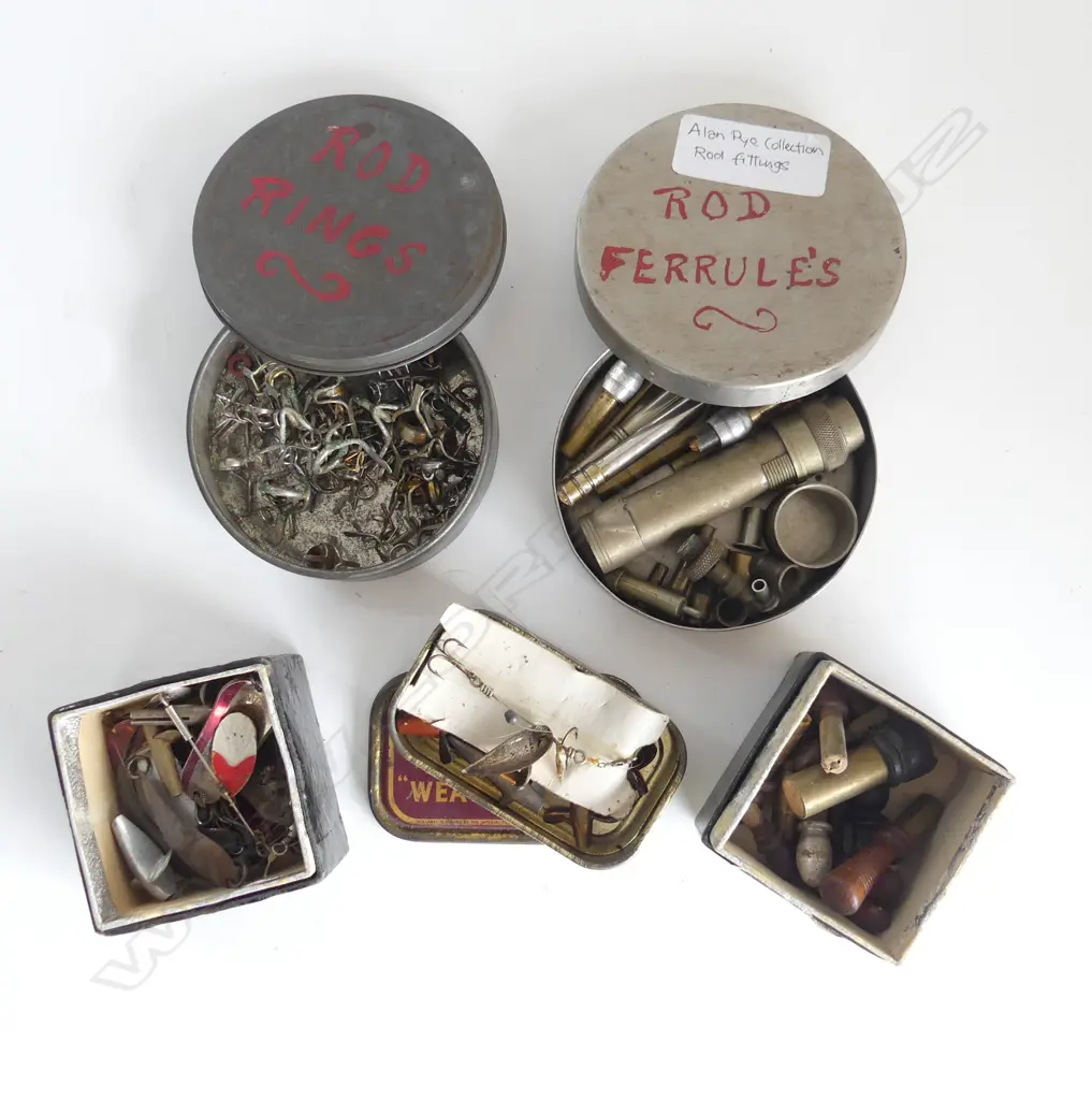 ITEMS COMING FROM ALAN PYE'S WORK BENCH including old spinners Image 1++