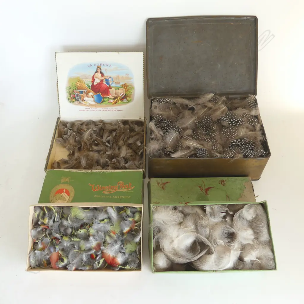 Alan Pye: 5 BOXES OF OLD FLY TYING MATERIALS Image 1++